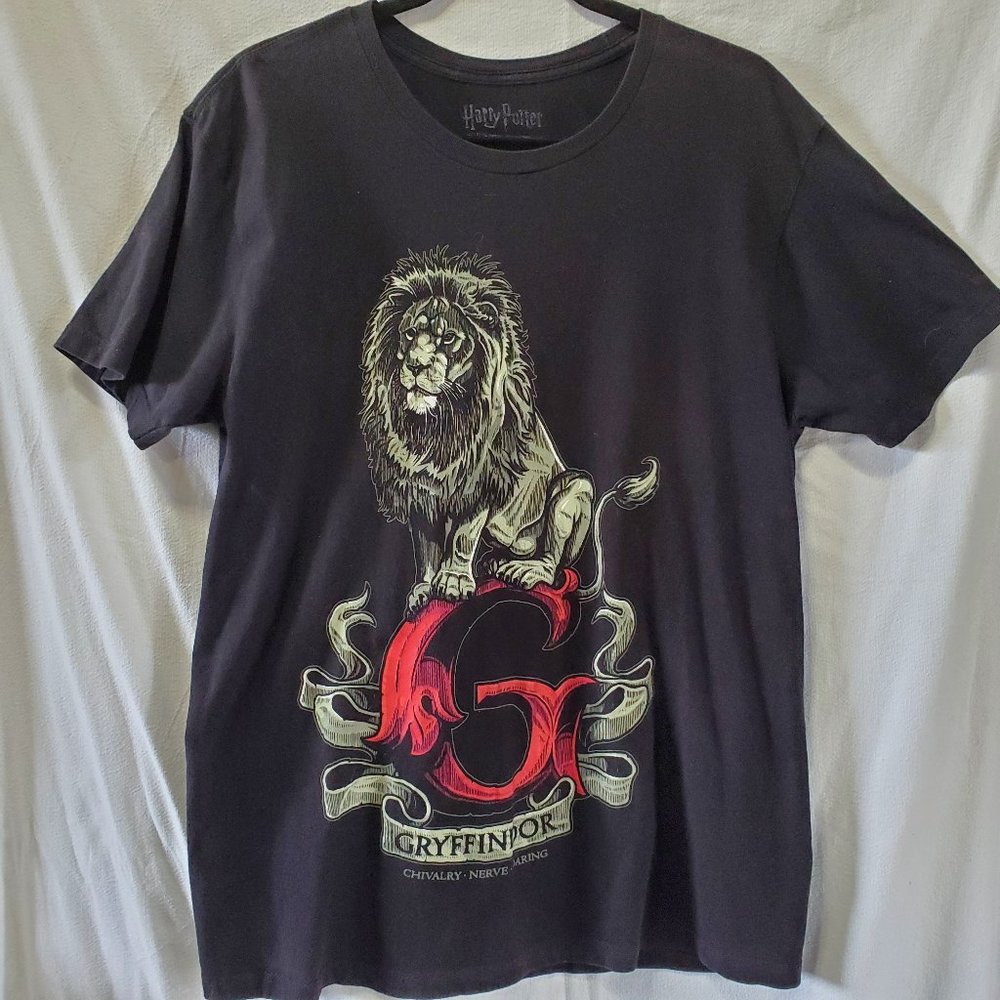 Harry Potter House Gryffindor Graphic Tee Size Men's Large